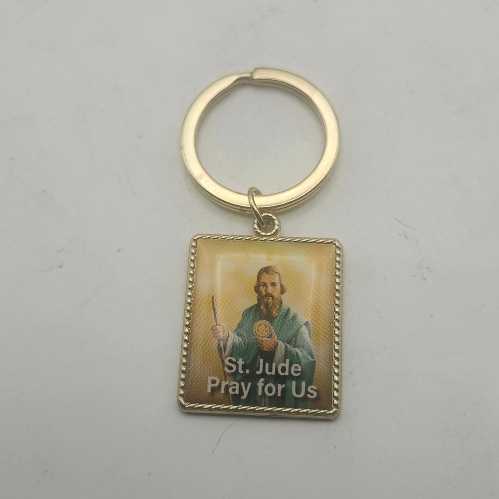 St Jude Pray for Us Gold Tone Keychain Catholic Patron Saint Religious Key Ring